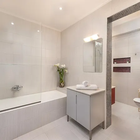 Alina Apartment